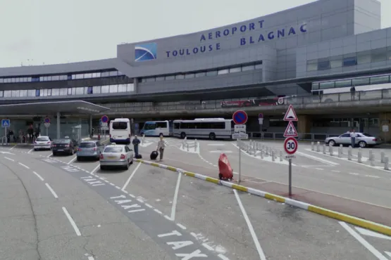 transfert aeroport toulouse en van